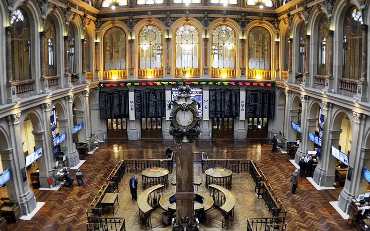 El Gobierno blinda el Ibex ante inversores oportunistas de fuera de la UE