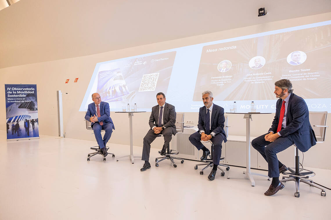 Jaime Armengol - Mobility City – Fundación Ibercaja, Fernando Acebrón - Director de Relaciones Institucionales de Ford España, José Antonio León Capitán - Director de Comunicación y Relaciones Institucionales de Stellantis y Benito Tesier - Director General Brembo Iberia y Presidente del Cluster de Automoción de Aragón