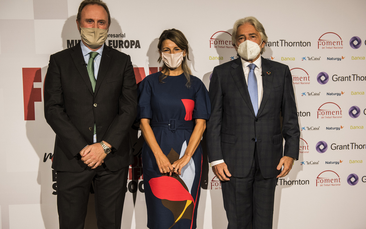 La ministra de Trabajo garantiza que pactará todas las medidas laborales