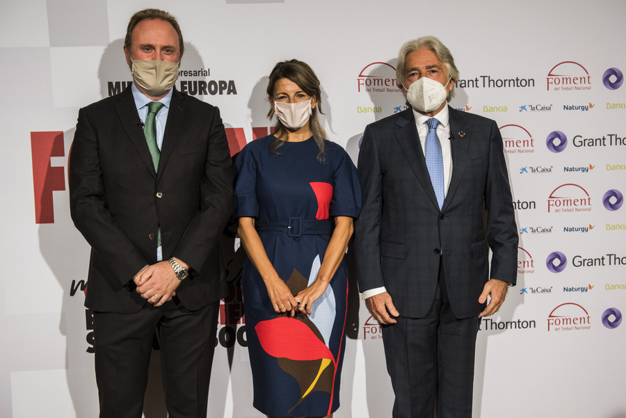 FOMENT WEEK De izq a derch Ramón Galcerán, Yolanda Díaz, Josep Sánchez Llibre.jpg