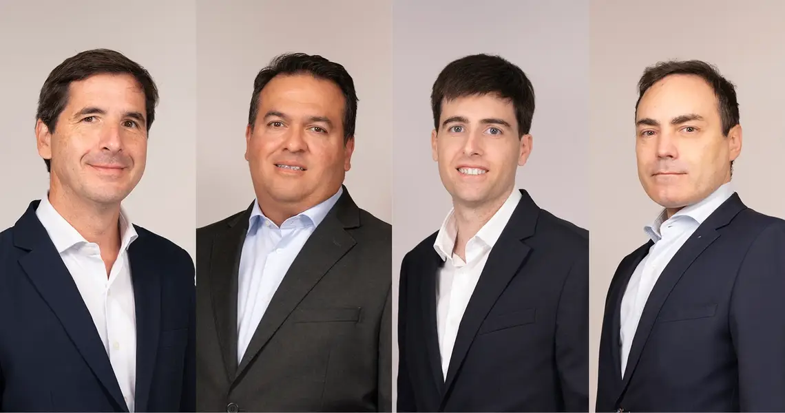 De izquierda a derecha: Ignacio Ripol, socio de Legal; Jes&uacute;s David Roa, socio de Auditor&iacute;a; &Oacute;scar Castell&oacute;, socio de Auditor&iacute;a; y Felipe Cuadra, socio de Auditor&iacute;a.